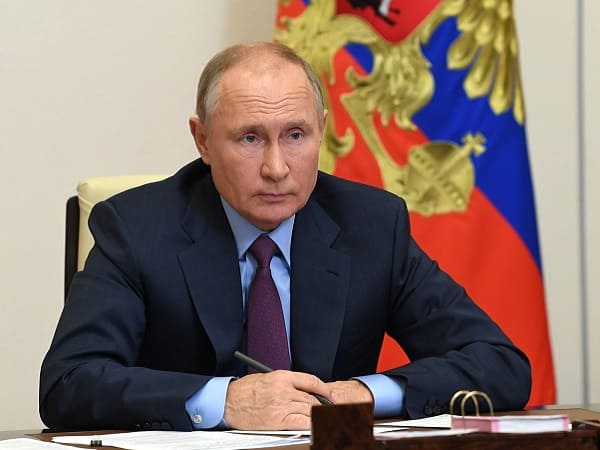 Vladimir Putin Dopolnil KoAP I Podpisal Izmeneniya V Grazhdanskij Kodeks O Veshchnyh Pravah