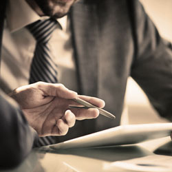 Lawspells headlines report on table